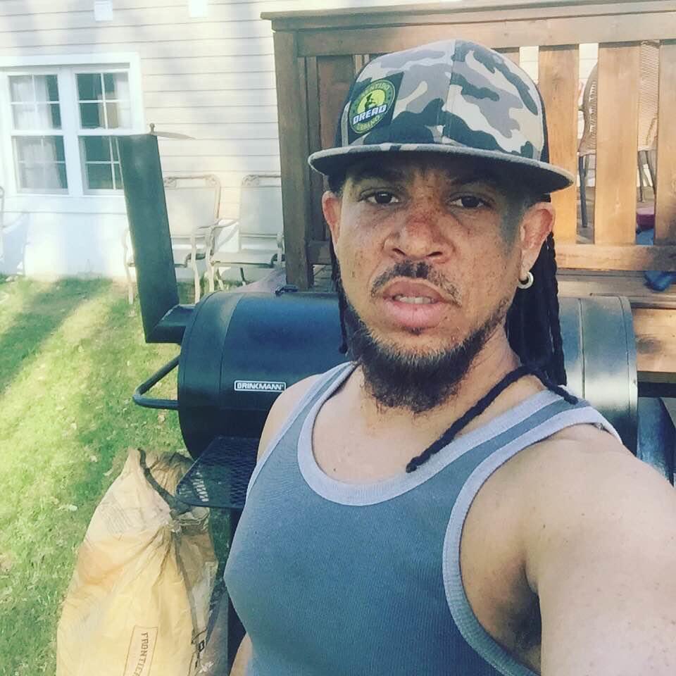 ElormBeenie's tweet image. Happy Birthday wishes to one BIG DANCEHALL VETERAN @OriginalRedFox 🇯🇲🎶🇯🇲

youtu.be/ZKrESeX_JwI

Gyal, pose off, inna yuh pumpum shorts!! #PoseOff 🎶💥💥