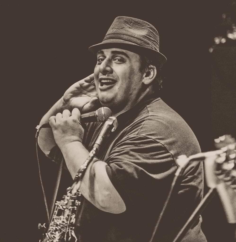 drsartorio's tweet photo. Perdimos a un TREMENDO músico y saxofonista, el rock y el blues ya no serán lo mismo sin vos por aquí amigo. #bigcharlie https://t.co/oSPVYM4wUE