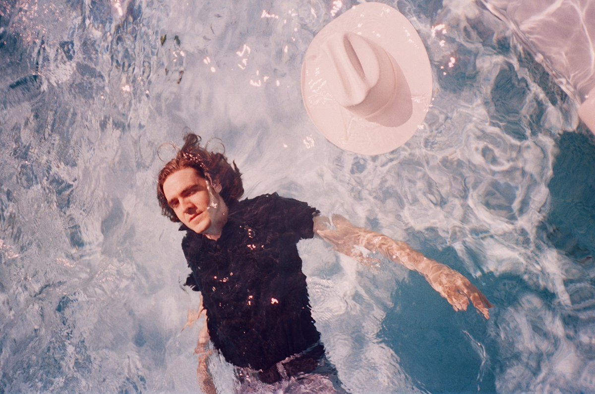 Big Nothing Twitterissa Cut Worms Ssw マックス クラークのプロジェクト カット ワームスの新作が完成 グラミー ウィナー マット ロス スパングのプロデュースによるセカンドal ノーバディ リヴズ ヒア エニモア ジャグジャグウォーよりリリース