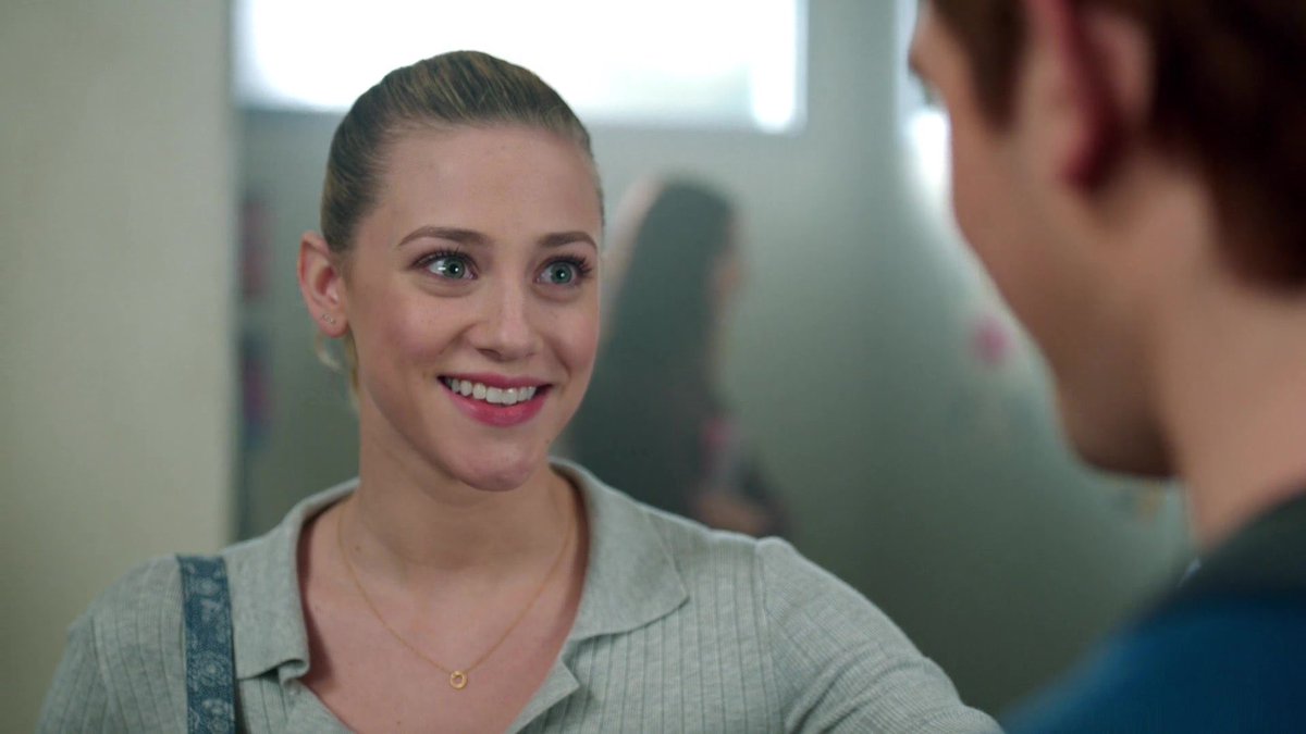 1x10Betty would go back to Archie in a heartbeat if he turned out to like her back and everyone knows it.