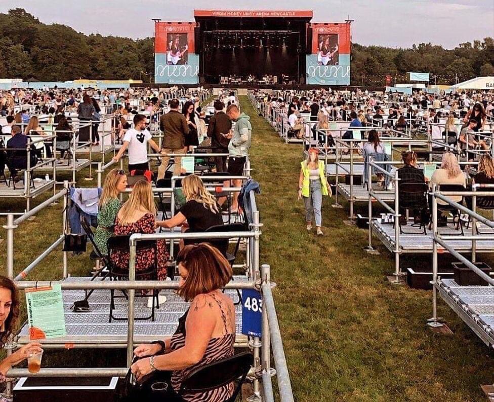 soyfersarmiento's tweet photo. En el #ReinoUnido sale una nueva modalidad para conciertos, el โVirgin Money Unity Arenaโ acaba de abrir en #Newcastle el primer lugar exterior con la sana distancia!!
ยฟQuรฉ opinas de esta nueva opciรณn?
#virginmoneyunityarena #conciertos #nuevamodalidad #musica https://t.co/1q8MuHRmiM