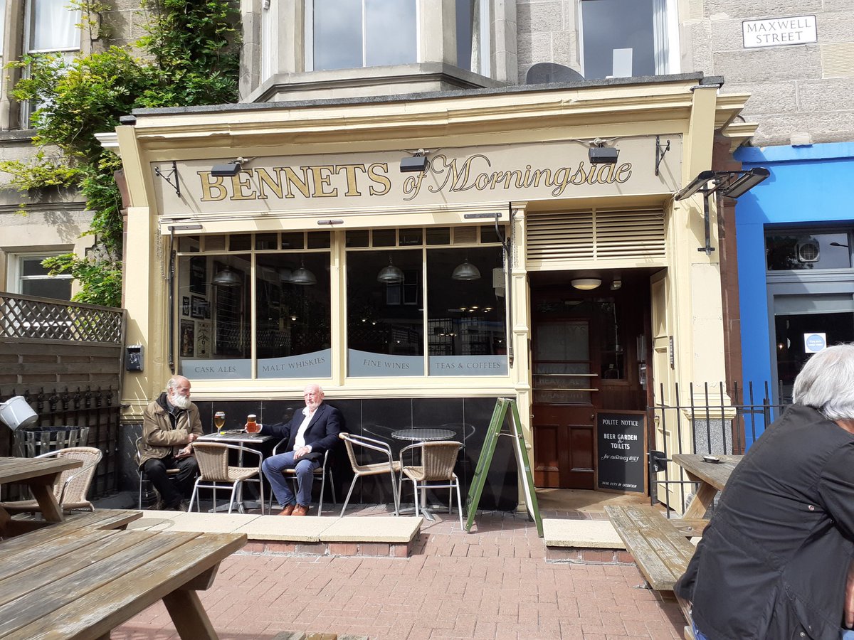sandymb1956's tweet photo. Bennets 0f Morningside #Edinburgh
#MaxwellStreet #weeksholiday
#pinotgrigioandmalbec
Great place for watching Edinburgh go by and the suns came out ๐๐ https://t.co/pgXbryhONp