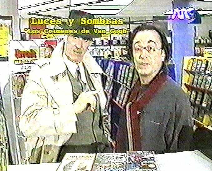 RaroVHS's tweet photo. Luppi y Oscar Martinez en el Videoclub Errol's
.
.
#errols #erols #chile #videoclub #vhs #luppi #oscarmartinez #atc #vhs https://t.co/ITu9YgD5Xy https://t.co/fJ7Lf1lKyg