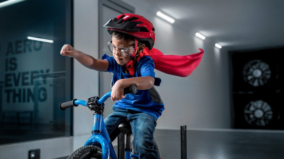 Specialized_CHI's tweet image. Hoy más que nunca la bicicleta es parte de la solución, pero sin dejar de ser pura entretención. ✌️¡Feliz #MesDelNiñoSpecialized! 

Conoce nuestra gama de bicicletas para niños de 1,5 a 11+ años → fal.cn/specializedkid…

#iamspecalized #specializedchile #diadelniño