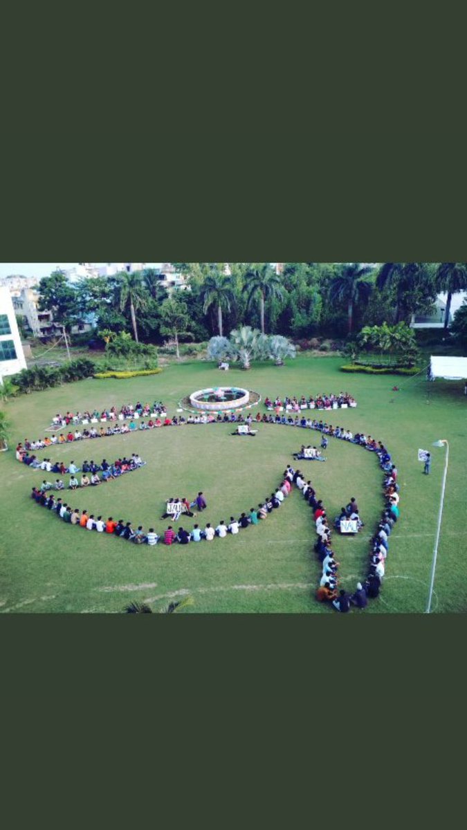 sojitra1710's tweet photo. दूध में मिलावट तो सिर्फ सेहत पर प्रभाव डालती है. लेकिन कृषि शिक्षा (रिडकी हड्दी की तरह है) उसमें मिलावट सम्पूर्ण गुजरातके किसानो के हालत पर प्रभाव डालेगी! 
#कृषि_निजीकरण_रोको
@Swamy39 @rcfalduofficial
@PRupala @drmanishdoshi 
@BJP4Gujarat @arjunmodhwadia @CMOGuj @ANI https://t.co/oRwjsWVhWy