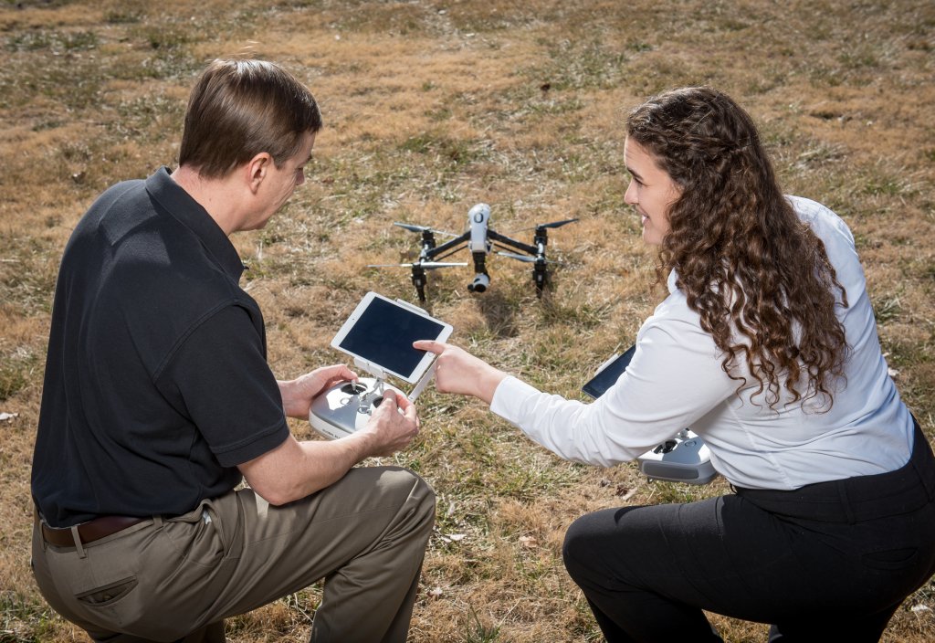 This Midwest university just got a major #FAA approval for BVLOS #Drone flights: Kansas State University Polytechic Campus has long been a leader in #Drones as far as colleges go — and they just took a huge leap ahead when it comes to BVLOS #Drone… thedronegirl.com/2020/08/13/bvl…