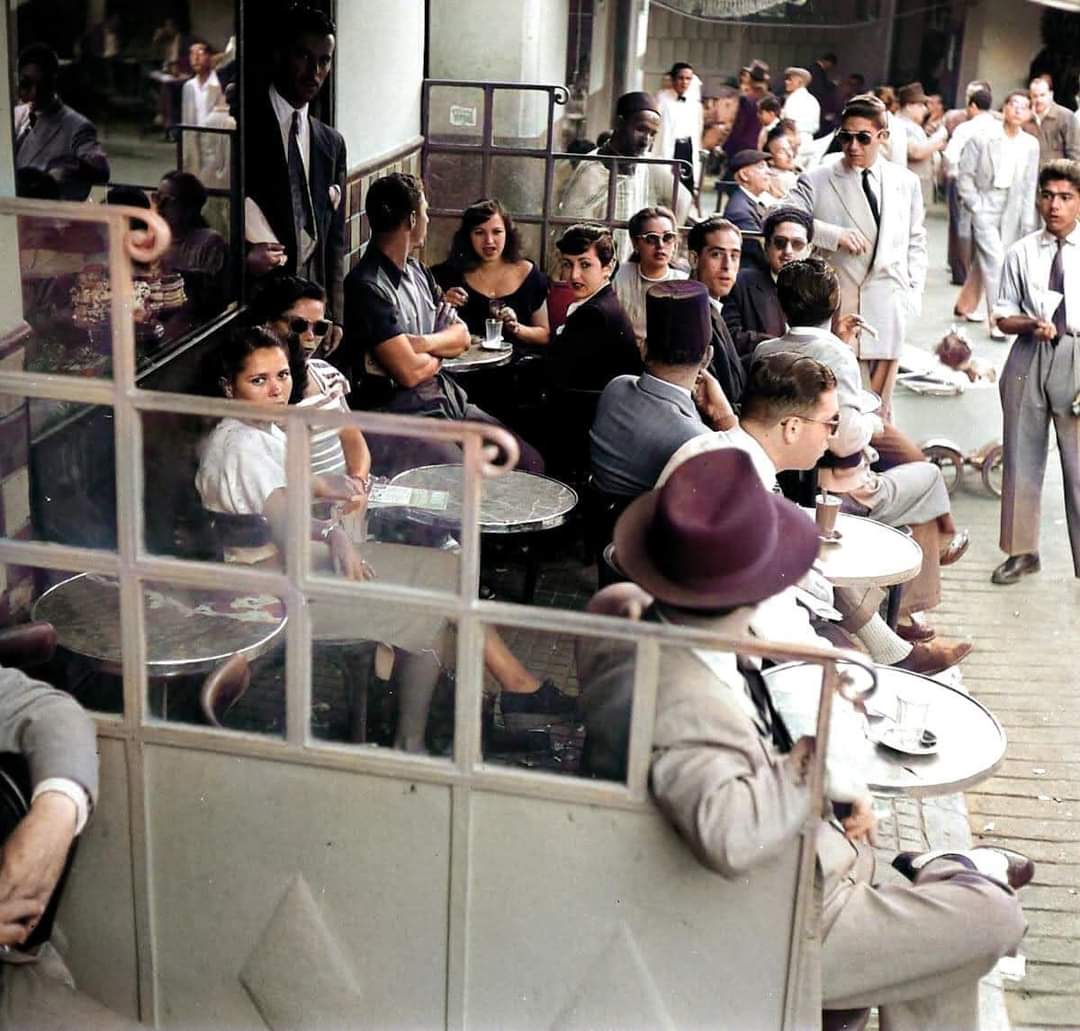 MarocDAntan's tweet photo. طنجة، السوق الداخل، 1950
Tanger, Gran Socco, 1950 https://t.co/RNhelusRsh