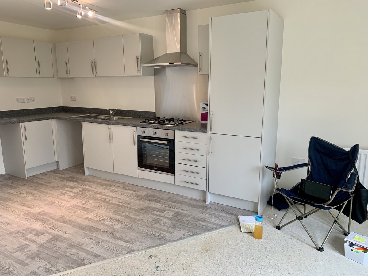 BevBoothJones1's tweet photo. Another #sharedownership completion today together with viewings for future #partbuypartrent buyers at #FarndonFields ๐ก๐๐Literally โcamped outโ in between dealing with emails #flexibleworking โฆ@SWHomesUKโฉ #wheretheresawilltheresaway ๐ https://t.co/CRNU3eMLUJ