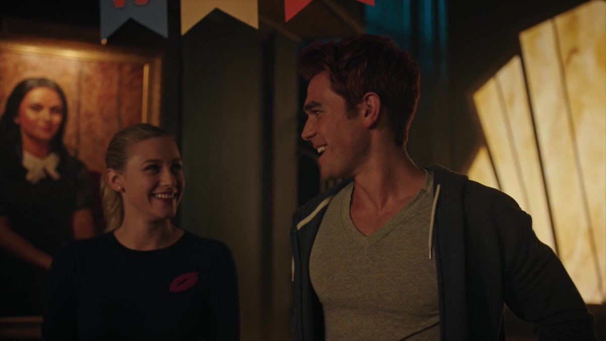 3x10I have no idea if Archie remembers his fever dreams, but he really can't take his eyes off of Betty.