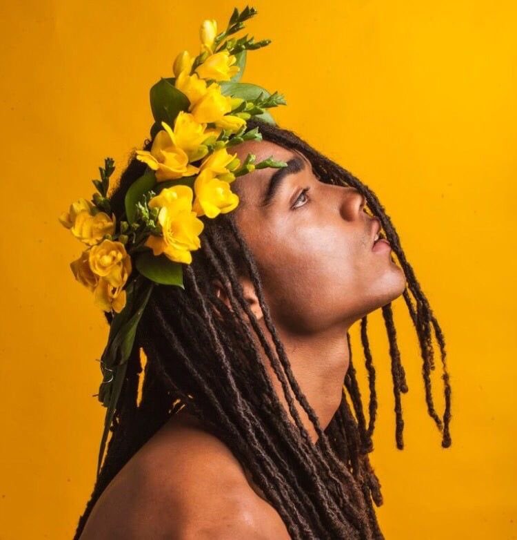 reference_town's tweet image. 🌸| flower crown references