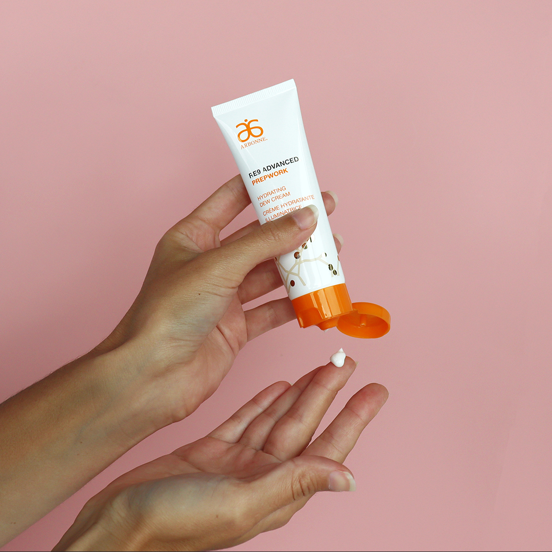 ArbonneCanada's tweet photo. Soak your skin in airy hydration with our Prepwork Hydration Dew Cream. It’s a unique cream-to-gel formula that moisturizes the lipid barrier with none of the shine and all of the softness.
#Re9Prepwork #veganSkincare
https://t.co/SKCmzWNVxe https://t.co/Wd2FjJg2sk