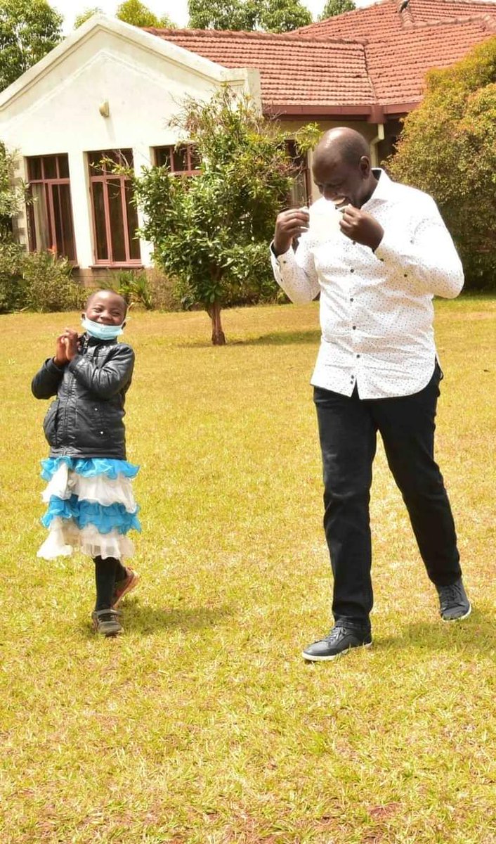 The two siblings recently went viral fighting over 10 bob and argued whether to purchase two pencils or a rubber and pencil. Today, they visited the DP H.E @WilliamsRuto at his Karen residence . He will set up a 500 chicken farm for the family.