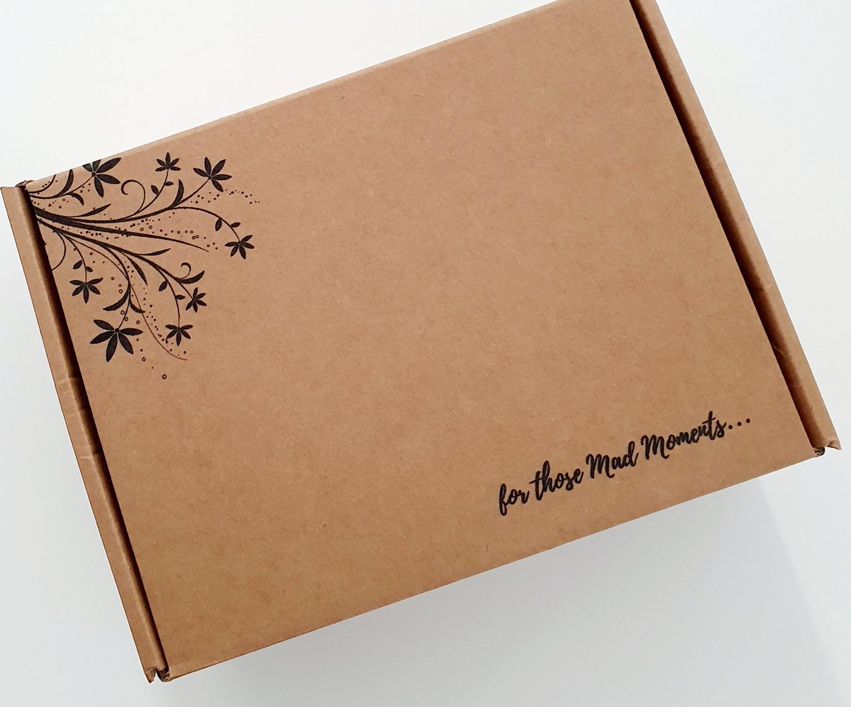 MadMomentsLtd's tweet image. Our eco friendly postage boxes have arrived 📦😍

We plant 3 tree's 🌳🌳🌳 every order we make for our boxes because our planet is super important to us 🌍🌎🌏

But look at how beautiful they are 😍😍 

for those mad moments indeed 🖤🖤

#indiebrand #beauty #postagebox