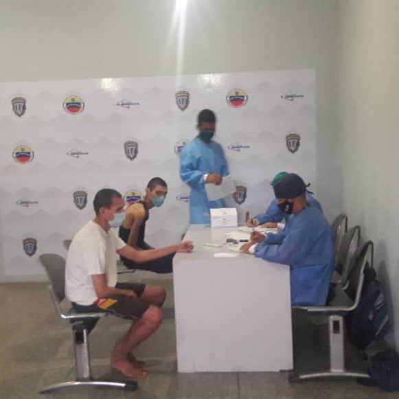 CICPC250's tweet photo. Jornada de asistencia médica, efectuada para beneficio de los privados de libertad que se encuentran recluidos en los calabozos de la Delegación Municipal San Carlos.
@douglasricovzla 
@jsalazarcicpc 
@mercybracho71 
@juanpenaloza_cicpc
@prensacicpc 
@rediplosllanos https://t.co/VZPk4i1BSl
