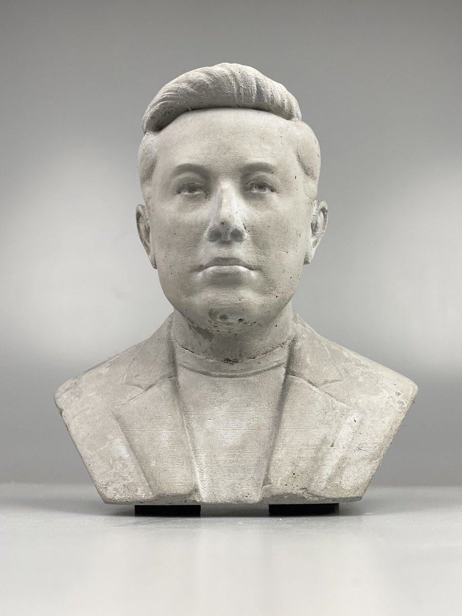 jurgenwrk's tweet photo. Hey @elonmusk, I made you from concrete. https://t.co/9Ddw4On40n