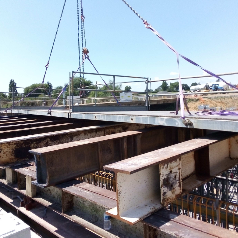 Prefet71's tweet photo. Route Centre-Europe Atlantique #RCEA

Les travaux du chantier de La Fiolle à Blanzy (arrondissement d’Autun)🚧 https://t.co/rcDU2ZkJc9