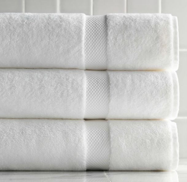 EmojiNationKE's tweet photo. When you go with white towels, it's easy to buy extra towels that have the same crisp, white color. Call 0727042454
MPESA #RutoResign Raila Odinga Michael Joseph Kenyatta badi #HBDVee Timmy Tdat #Mombasa #mamaidaweblaunch kshs Nakumatt Kibera #sotepamoja juja Matatu Baringo https://t.co/ck9FYaH7Fi