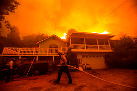 ConsumerWD's tweet image. During a #CaliforniaWildfire #firefighters &amp;amp; residents fight to protect homes.
Meanwhile, in Sacramento we are fighting to protect them from #BigInsurance, who is scheming with legislators to raise homeowner &amp;amp; renter’s insurance.
Please urge your CA Senator to vote NO on AB 2167.