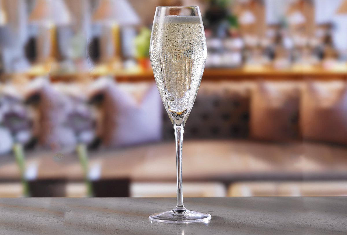 BunzlBML's tweet photo. A couple of glasses of bubbly is the perfect way to celebrate #NationalProcessoDay!
From charming #champagne #flutes to stylish #cocktail sippers & elegant wine #glasses; we have a variety of #glassware for every occasion.
View Here: https://t.co/qvAhuZ4c1g https://t.co/26Sy6S99eP