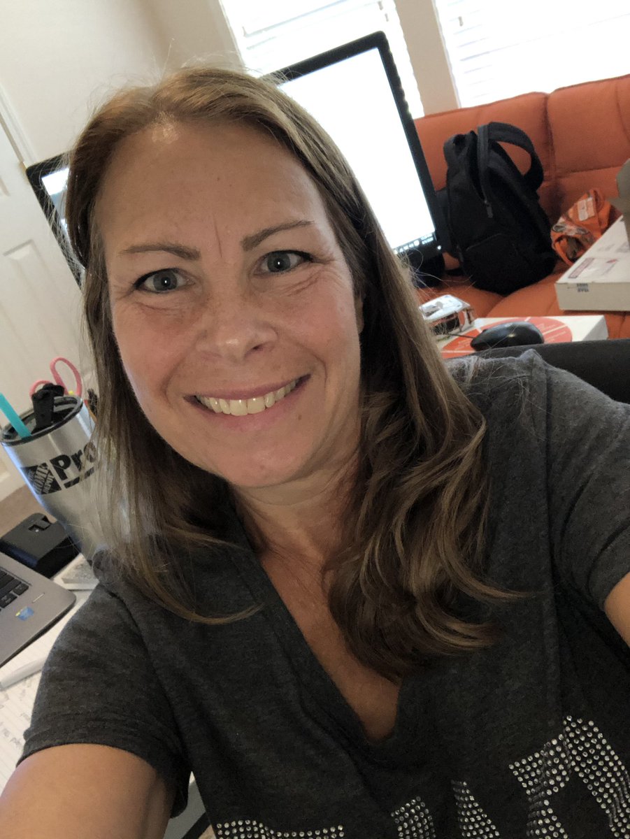 SallySebastyn's tweet image. Excited for session 2! #OSSLeadIN2020
#letsgrowPro