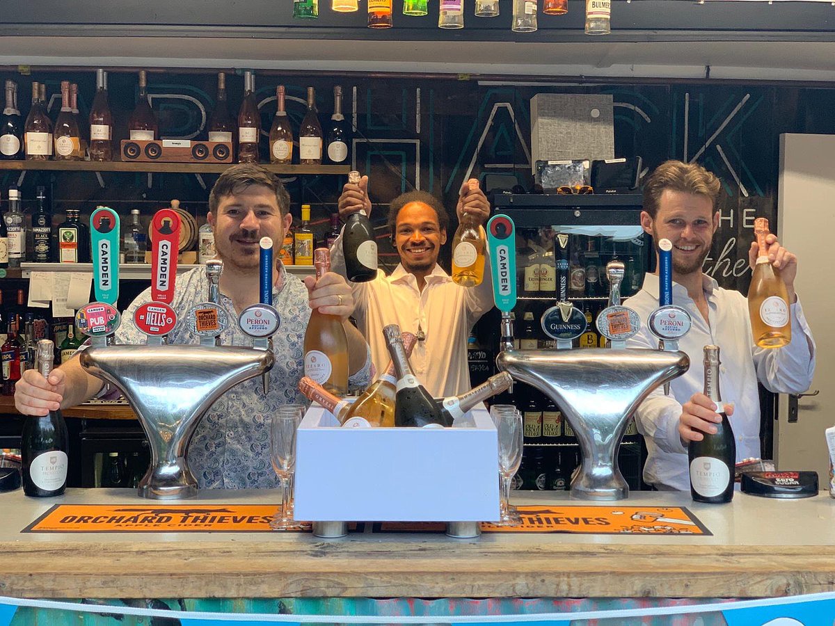 leather_bottle's tweet photo. All ready for you to come pop a bottle for National Prosecco day 🍾
https://t.co/Jf7Tm3g5m9
#nationalprocessoday #earlsfield @YoungsPubs #leatherbottle https://t.co/xxilRxqHXJ