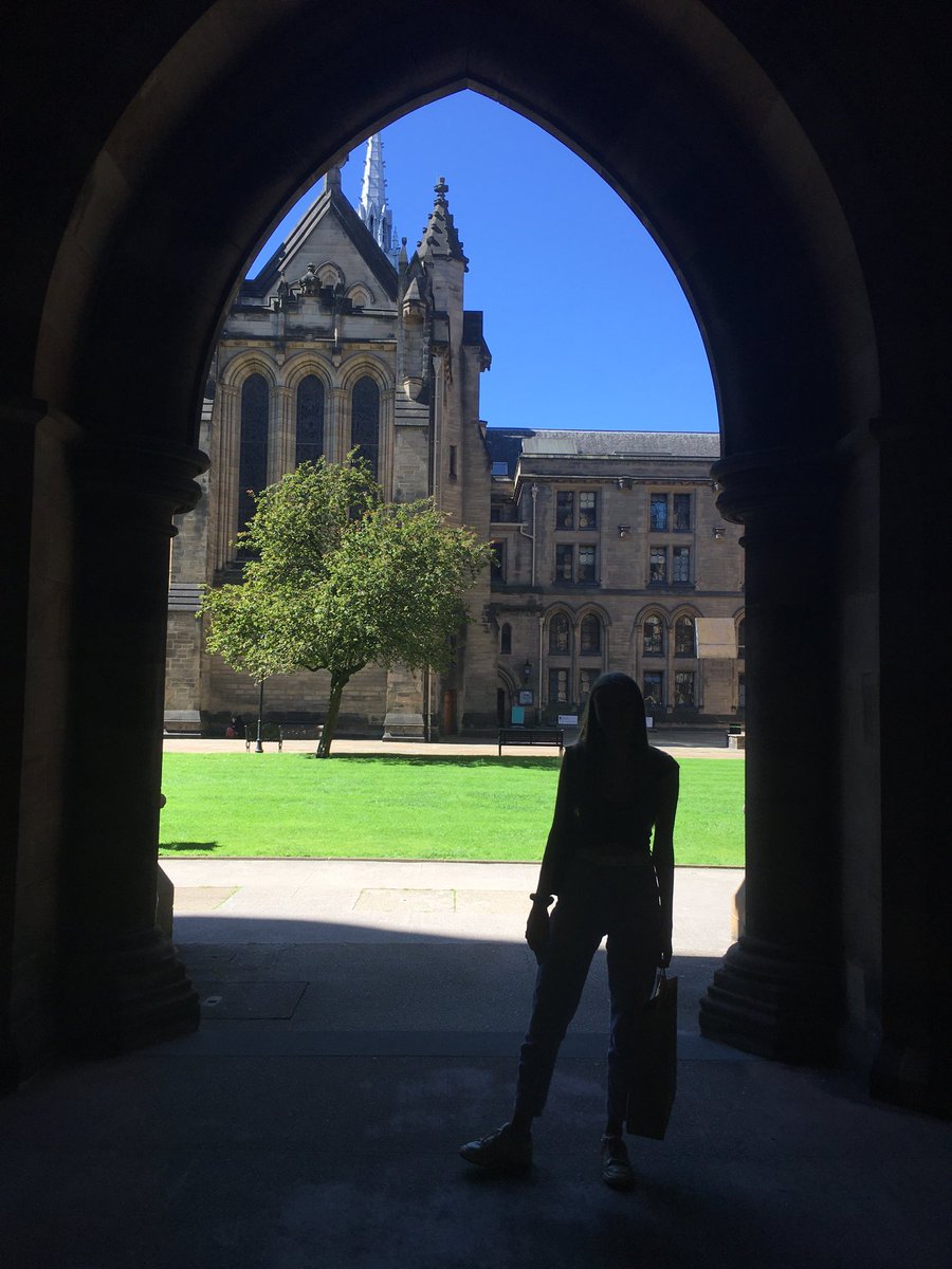 JayneCartwright's tweet photo. Super proud of this one today. Her dreams came true and,like her brother, she’s on her way to @UofGlasgow for a brilliant Scottish education and so many fantastic charity shops! #GoMimi https://t.co/17V60ztdGz