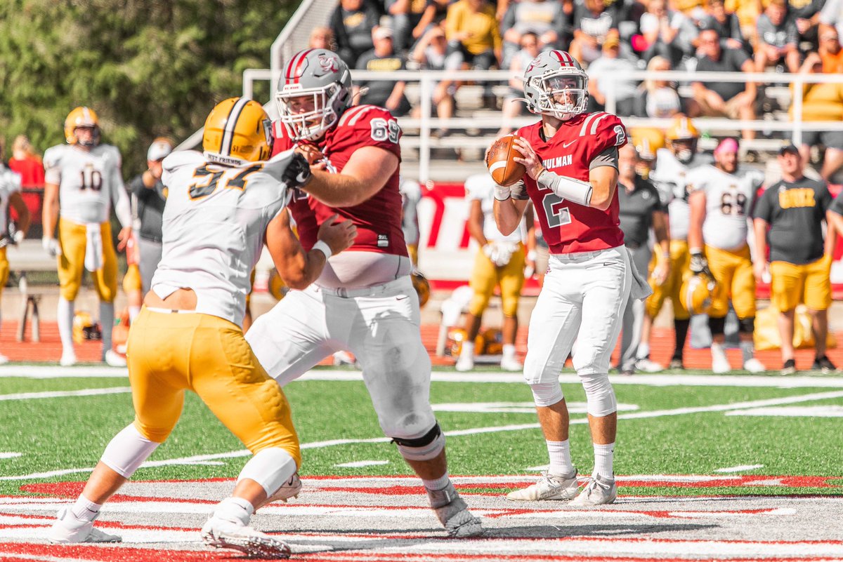 CoachNickDavis's tweet photo. Rose-Hulman 2020 Princeton Review
No. 6 – Best Science Lab Facilities
No. 6 – Students Study the Most
No. 9 – Most Accessible Professors
No. 11 – Best Career Services
No. 14 – Best Career Placement
No. 20 – Best College Dorms

Apply Today https://t.co/9374Sig6KG https://t.co/Sp5FGxdXZs