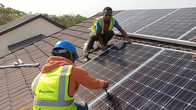 CEDOBTV's tweet image. For those looking to get into a career with solar energy, the Solar Installation Apprenticeship Program is now accepting applicants! See further details about this educational program at bit.ly/33UGLR6. The deadline to apply is September 13th.