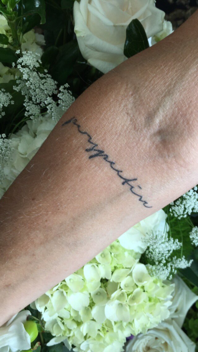 Kim Comrie tweet media