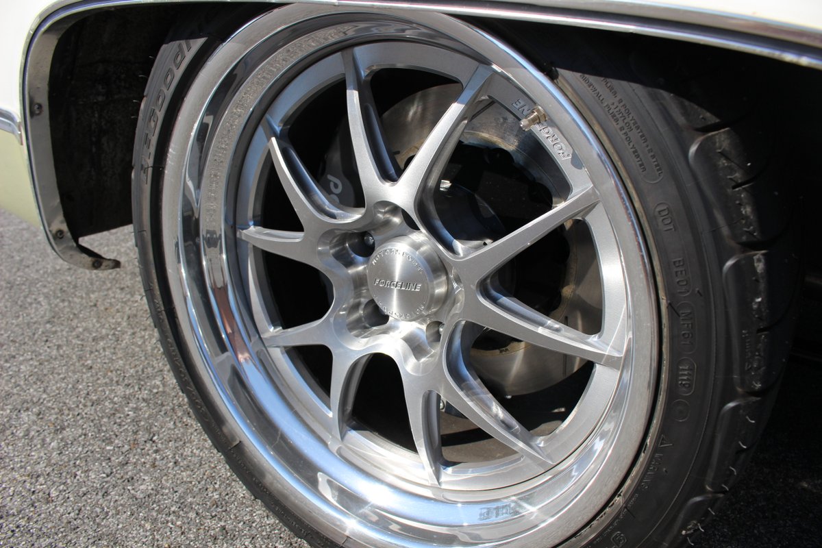 ForgelineWheels's tweet photo. Bring on the square bodies? Nothing like a #protouring #gmc #sierra on #forgeline #GA3R #openlug to get the blood pumping! https://t.co/B5QVJB8pyY https://t.co/bVqKFVWNRF