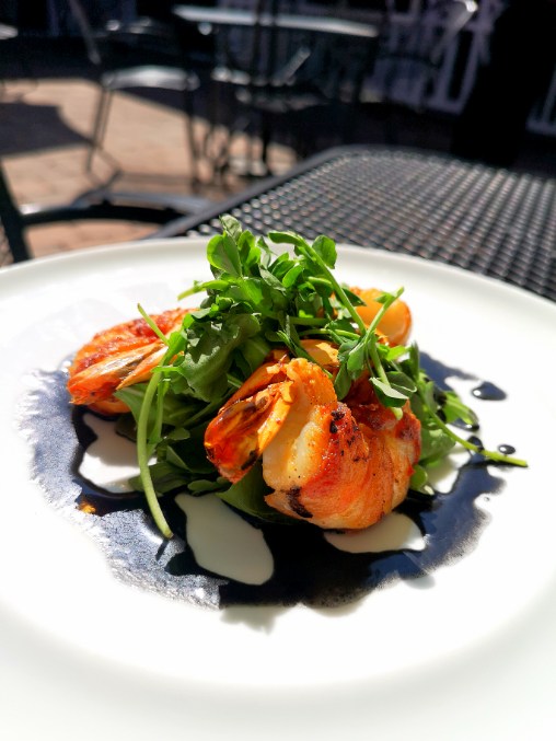 It's a beautiful day for an unforgettable dinner at #ZeesGrill

Joining us this weekend? Click here bit.ly/2N7pWJ9 for menus and reservations.

#niagaraonthelake #patiodining
