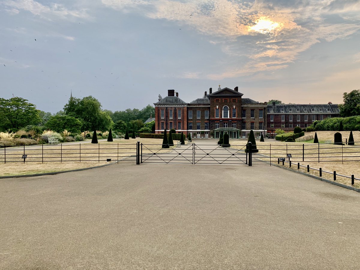 Enjoyed strolling the park for  #NursesActive  #ImperialActive  #ImperialPeople &ndash; bei  Kensington Palace