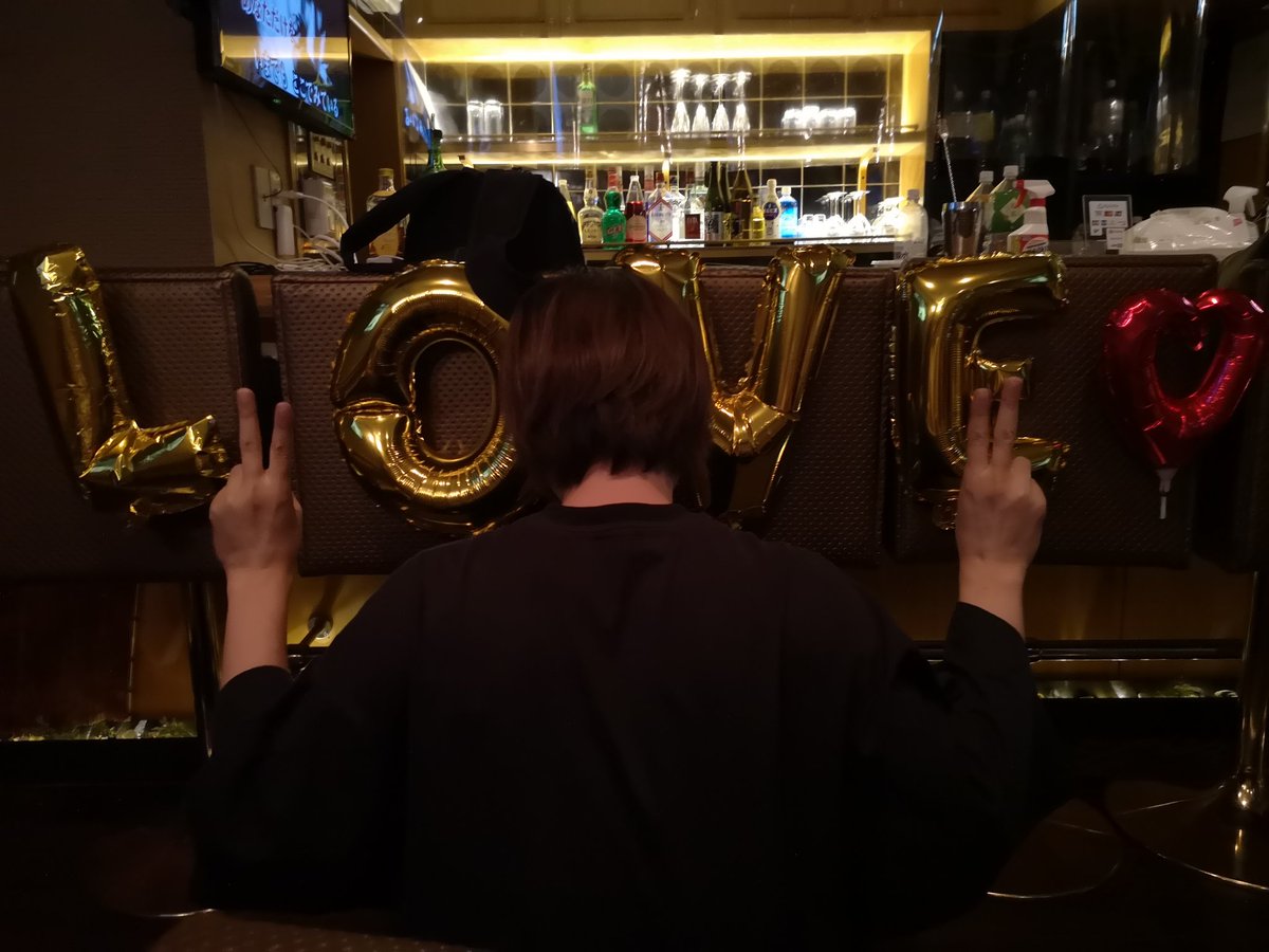 s_rasetsu_c's tweet photo. まだまだコロナでライブも前みたいに出来ないし、遊びにも行けないけどこの状況でもバンドが動ける様に試行錯誤してます。

早くみんなに新曲も届けたい！

みんな待っててね！ https://t.co/mSypIts0eN