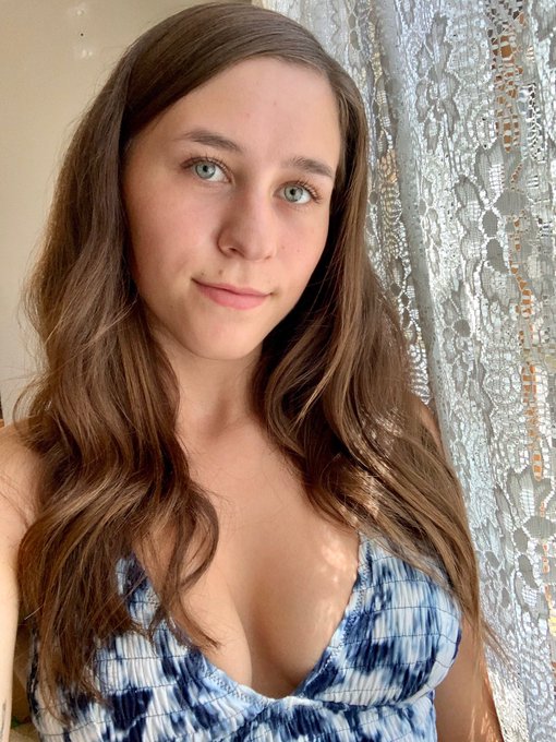 Tag companies you want to see me work with! https://t.co/1wczV3M25t