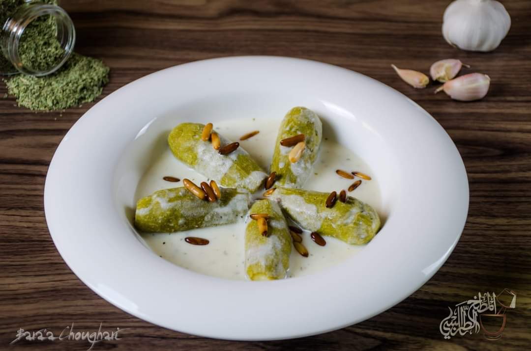 TripolitanC's tweet photo. #tripolitan_cuisine

#stuffed_zucchini_cooked_in_yogurt

By:Bara'a Chougari 

Ingredients:

-1 kg zucchini - medium size 

-200g grounded meat

-1/2 tsp sevenspice

-1/2 tsp salt

-1 tbsp pine nuts 

-1 tbsp ghee

-1 cup Egyptian rice

-1 kg yogurt
https://t.co/eHIQx9A6HB https://t.co/GbnZO8DJ0p