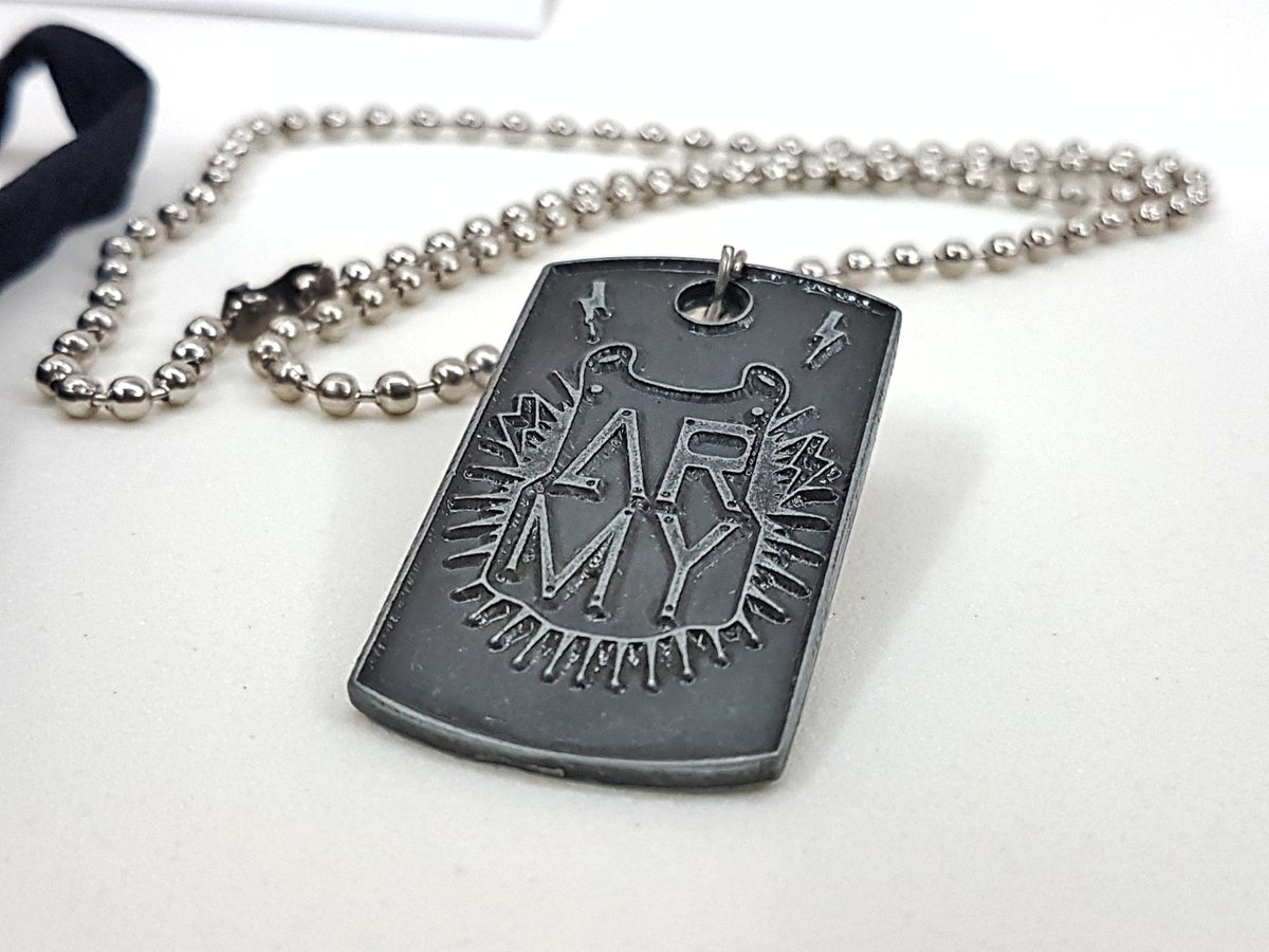 InvertidaLoja's tweet image. Colar Tag ARMY
👉 bit.ly/2CtmnLE
#BTS #ARMY