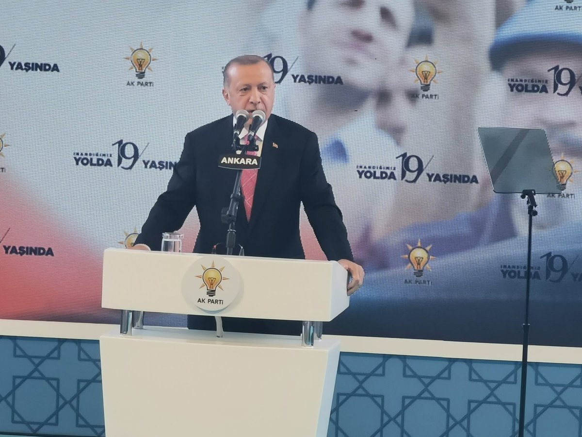 akpartiurfa's tweet photo. İl Başkanımız @byildiz63, B.B. Başkanımız @zabeyazgul, İl Kadın Kolları Başkanımız @dmtstcgvn1 ve İl Gençlik Kolları BaşkanV. @avmugurkorkmaz, Cumhurbaşkanımız ve Genel Başkanımız @RTErdogan'ın Katılımlarıyla AK Parti 19. Kuruluş Yıl Dönümü Programına Katıldılar.
@erkankandemir https://t.co/625wOSE593