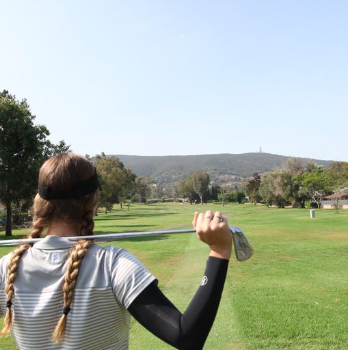 In this heat, it's a nice to have something thin that you can slip on or off if needed. These sun sleeves provide UV protection and are a necessity on the course. Stop by the pro shop for 20% off of our sun sleeves today!🌞

#stmarkgolfclub #summertimegolf