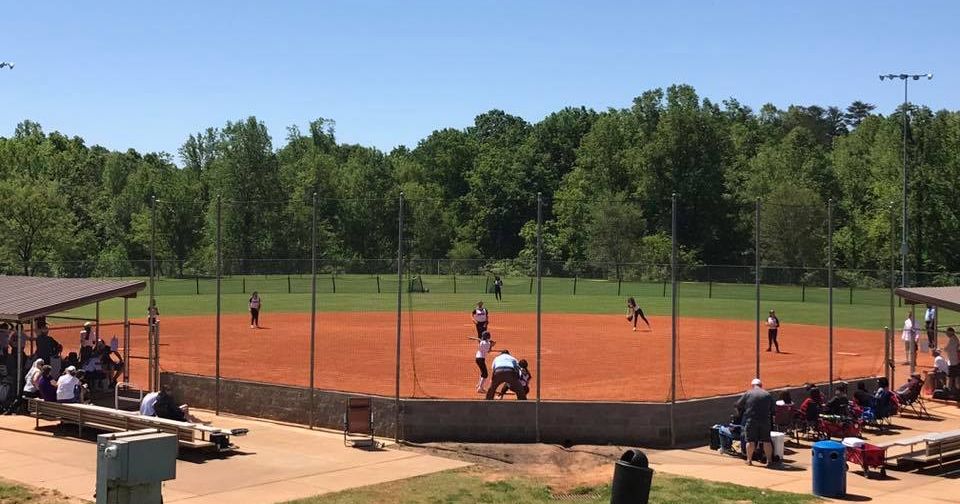 #TBT to the L-town Xtreme Invitational last April. We've changed the name and had to move it to August 22-23 but we're still excited to be playing!!!

🔗  bit.ly/2ChCZ8T