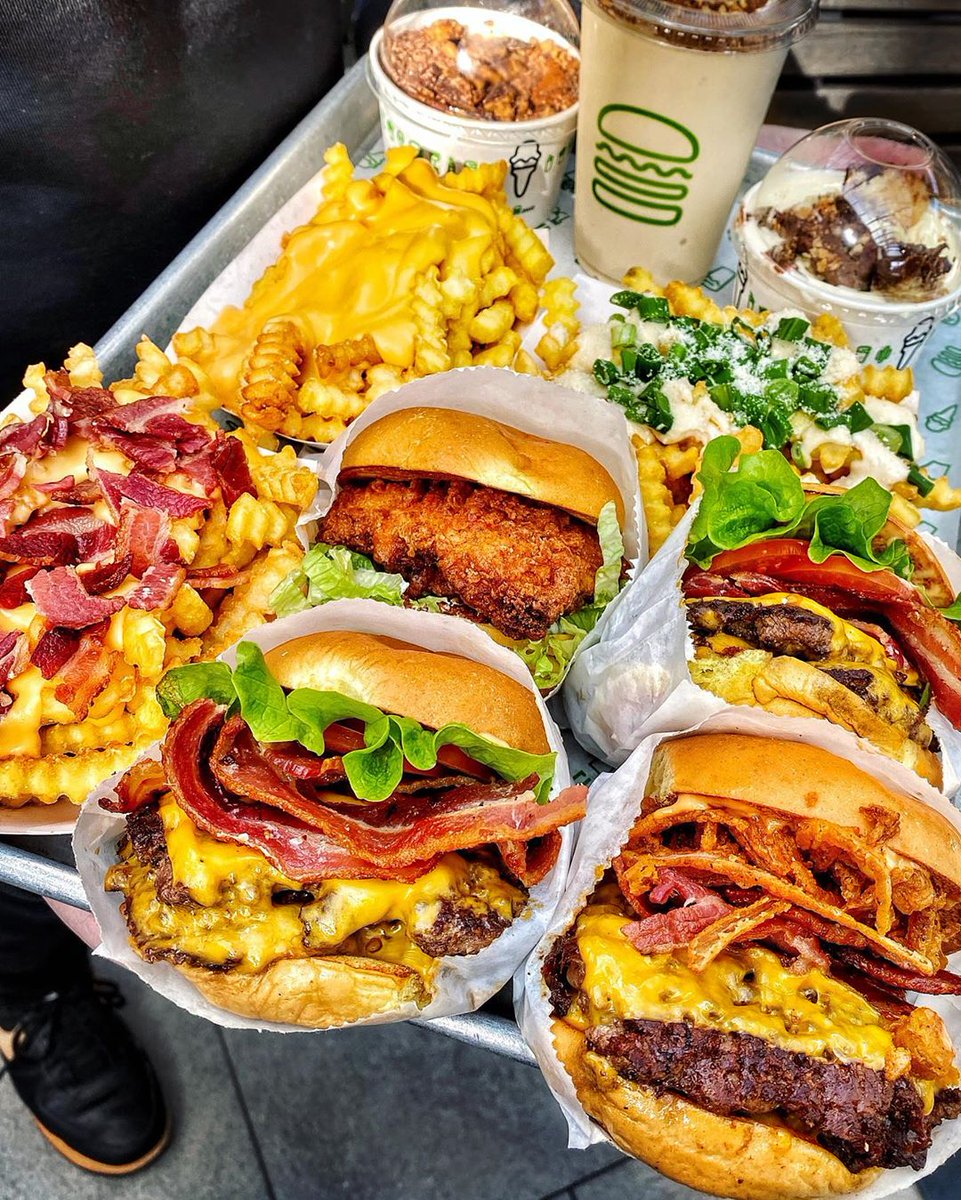 OfficialPLT's tweet photo. Needing this 😍 (whataleats) https://t.co/KVLzN2hxC2