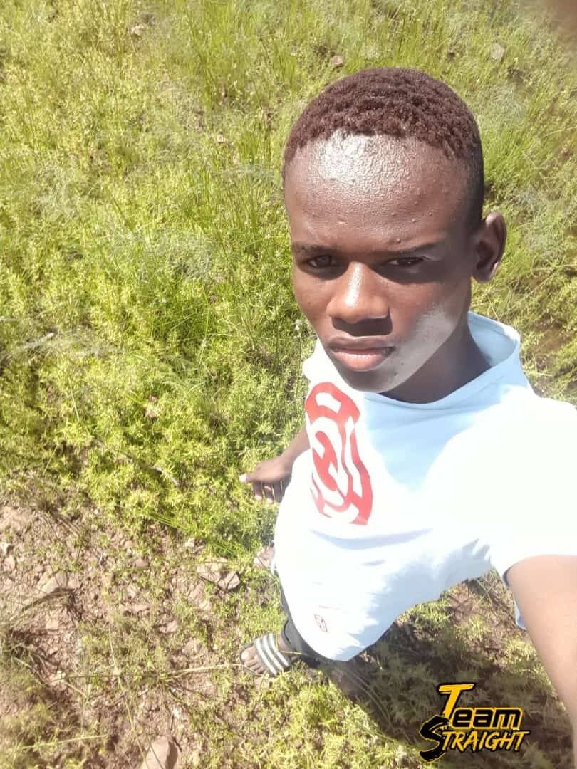 🇧🇼 P H Ø Z A H . B W 🇧🇼 tweet media