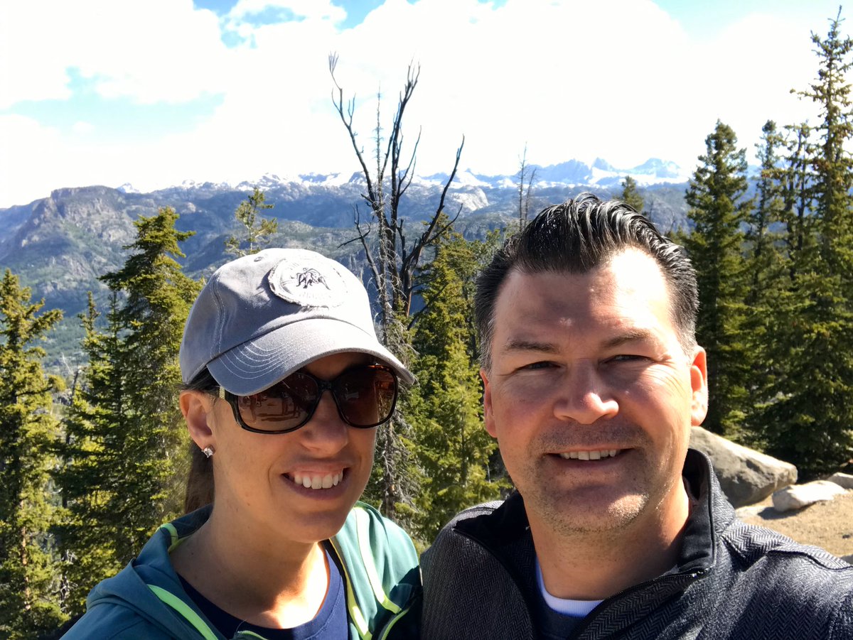 vgolfman's tweet photo. 26 years ago I made, by far, the best decision of my life. Happy anniversary @rlvrska74. #love #anniversary #timeandeternity https://t.co/lMphPz05vm