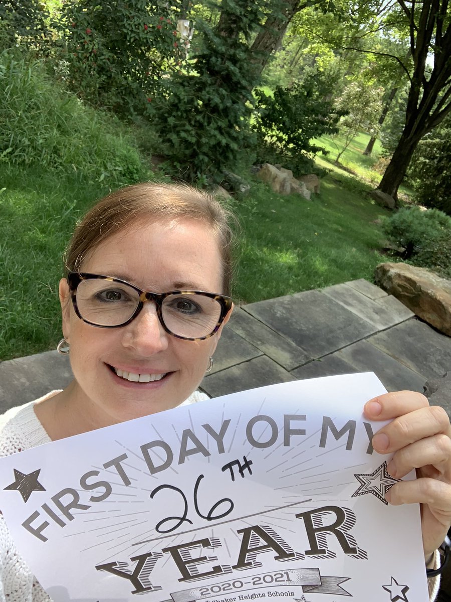 EHerbruck's tweet image. Sure to be an adventured-filled school year!  Been in Shaker over 1/2 of my life!!  #shakerfirstday. #shakerrising