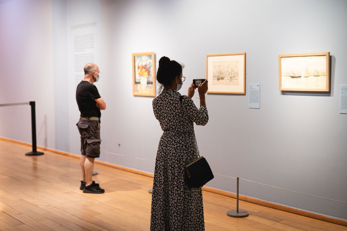 MuseeGiverny's tweet photo. #DerniersJours
Venez vite visiter notre exposition #RefletsDUneCollection avant sa fermeture le 30 août !
Peintures, dessins, photographies, sculpture… 80 œuvres à découvrir, de l’impressionnisme à l’art contemporain.
N’oubliez pas de venir masqués ! 😉😷
© Aurélien Papa https://t.co/299T9E8ilb