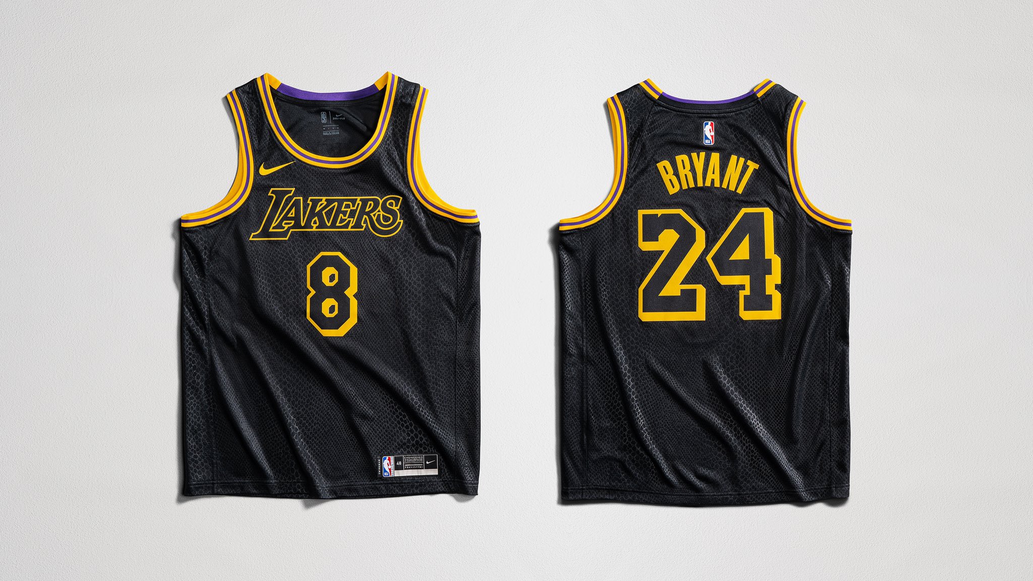 la lakers black mamba jersey