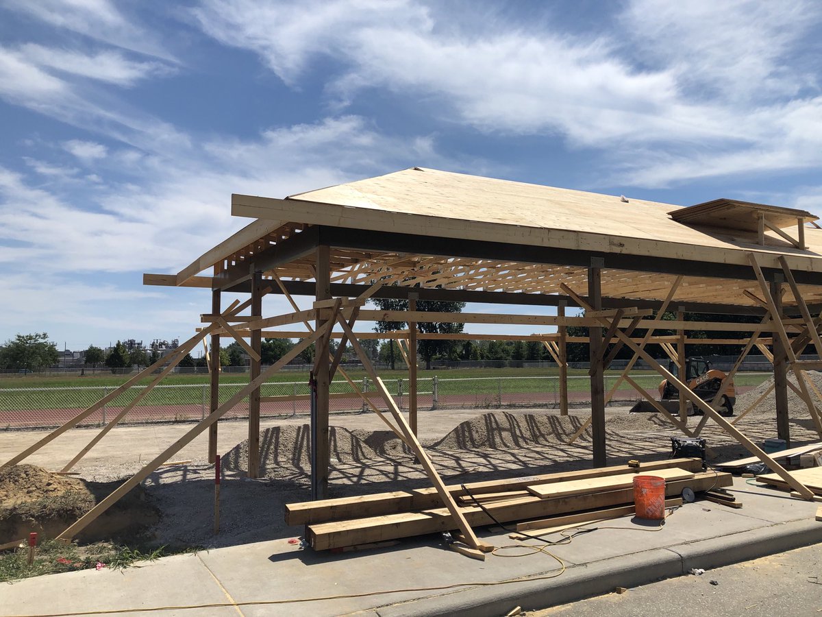 LeamingtonDSS's tweet photo. Construction on the pavilion going great! https://t.co/ngeew33tpm