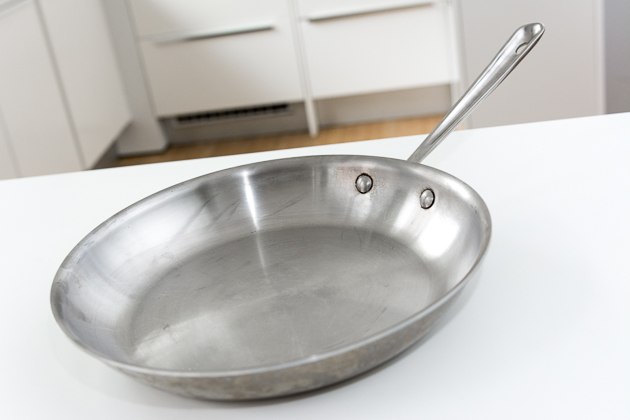 After years of use, the  @AllClad Stainless 12" Covered Fry Pan remains our pick for the best skillet.Though it’s pricey, we’re confident this skillet is a BIFL item that will provide you with years of use (it also comes w/ a limited lifetime warranty)  https://www.nytimes.com/wirecutter/reviews/the-best-skillet/#our-pick-all-clad-stainless-12%e2%80%b3-covered-fry-pan