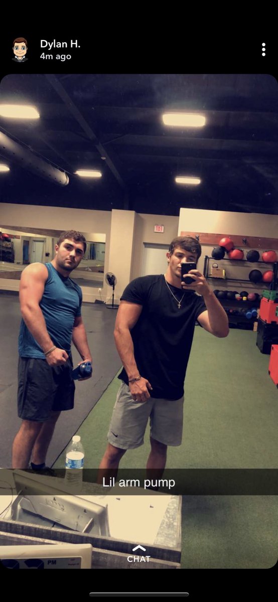 harrispetrie33's tweet photo. Happy 21st Birthday to a day one brotha, now you can finally have your first beer.🍺 love you bub💙 https://t.co/n4BpsIBXGy