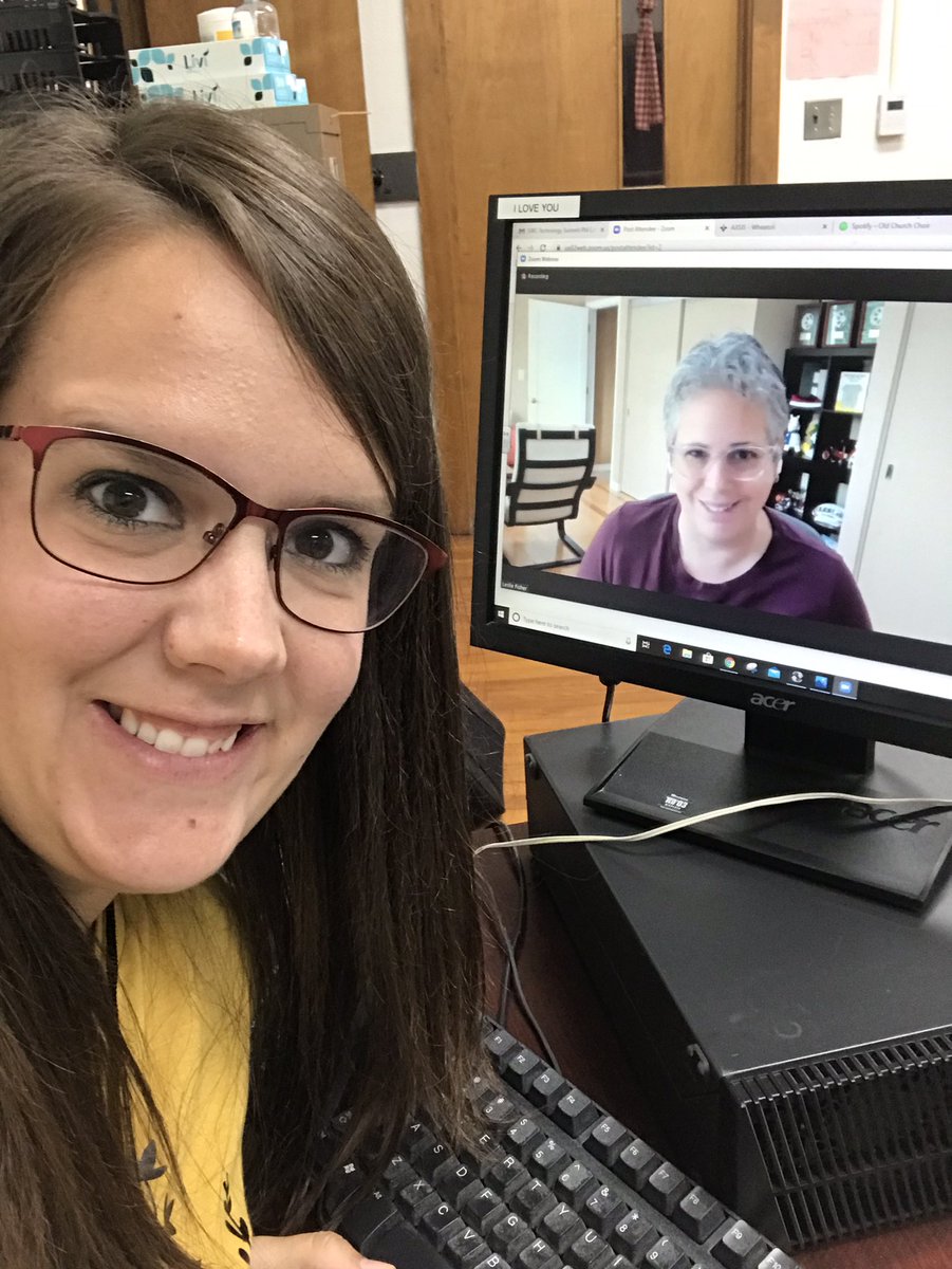 ammasm0108's tweet photo. Zoom webinar! Hello Leslie Fisher!! Thank you for the selfie 😜 excited to learn from you! #SWCts20 https://t.co/yphTfsRp70