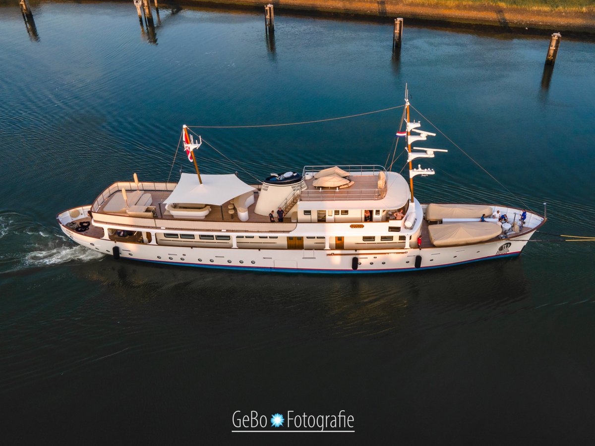 Dutchyachting's tweet photo. G. De Vries Lentsch Jr., also known as the #Amsterdam #Shipyard, delivered #Istros in 1954. The 42.06m #yacht arrived in #Makkum for a #refit and was #relaunched last month. Istros left Makkum for #Harlingen today and was pictured here in #Kornwerderzand. Photos: GeBo Fotografie https://t.co/M8xty81Ntm